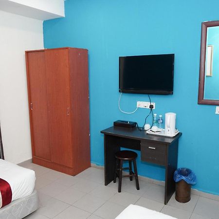 Hotel Shri Putiri Pasir Gudang Exterior photo